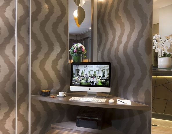 Imagen de los interiores del Hotel Elysees Union. Foto 8