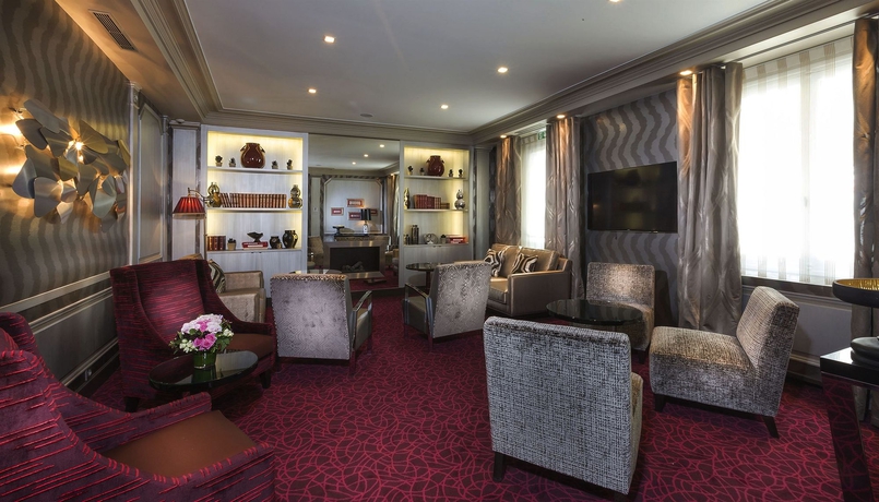 Imagen de los interiores del Hotel Elysees Union. Foto 13