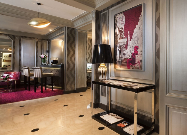 Imagen de los interiores del Hotel Elysees Union. Foto 14