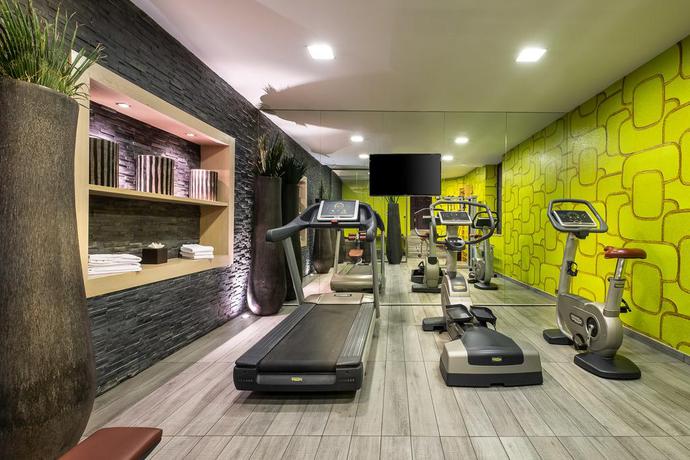 Imagen de los interiores del Hotel Elysia By Inwood Hotels. Foto 18