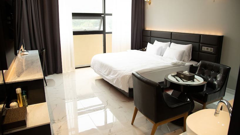 Imagen de la habitación del Hotel Elysia Daegu. Foto 16