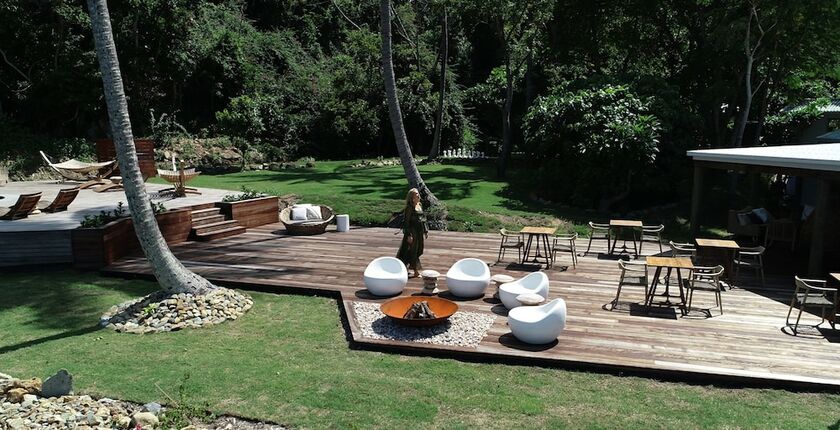 Imagen general del Hotel Elysian Luxury Eco Island Retreat. Foto 5