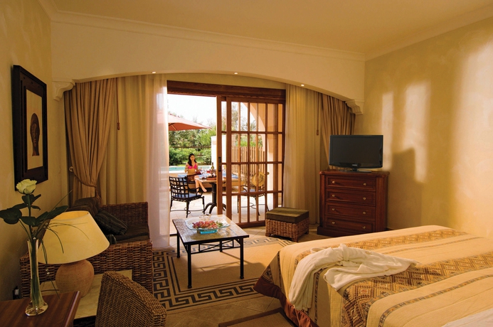 Imagen de la habitación del Hotel Elysium. Foto 11