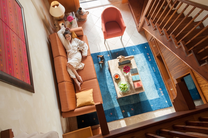 Imagen de los interiores del Hotel Elysium. Foto 16