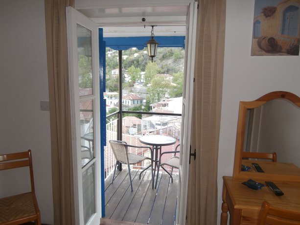 Imagen de la habitación del Hotel Elyssia. Foto 4