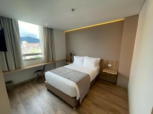 Imagen general del Hotel Em Budget. Foto 4