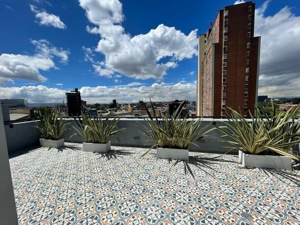Imagen general del Hotel Em Budget. Foto 9