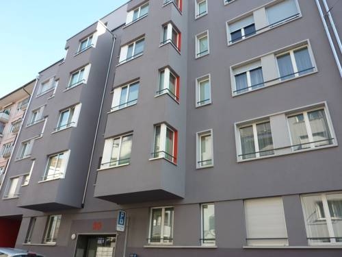 Imagen de los exteriores del Hotel Ema House Serviced Apartments, Superior Standard,. Foto 9