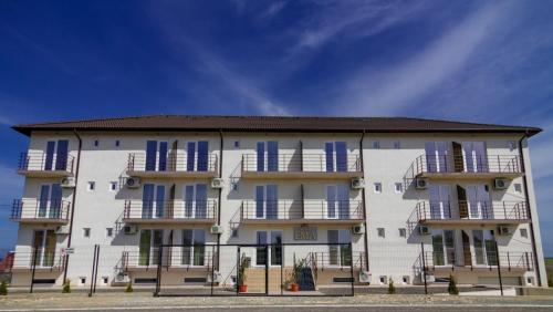 Imagen general del Hotel Ema, Vama Veche. Foto 4