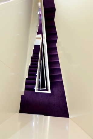 Imagen de los interiores del Hotel Emaj Guimarães Boutique. Foto 11