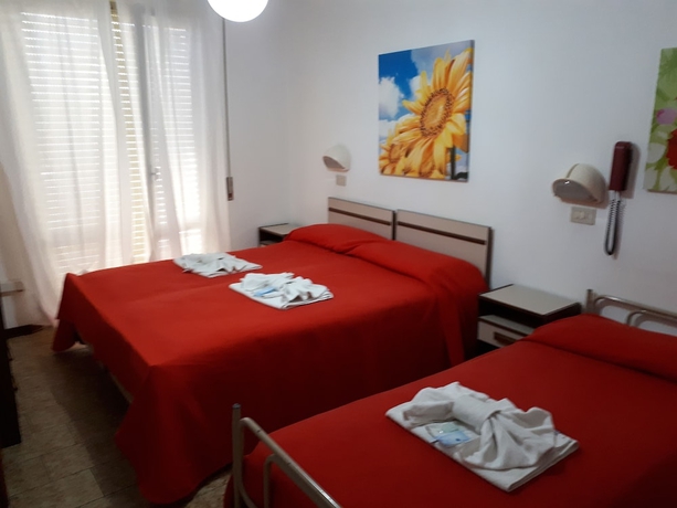 Imagen de la habitación del Hotel Emanuela, Rimini. Foto 4