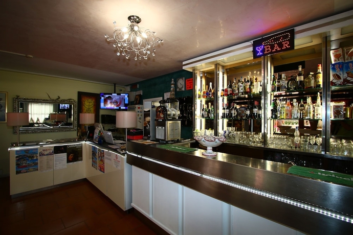 Imagen de los interiores del Hotel Emanuela, Rimini. Foto 19