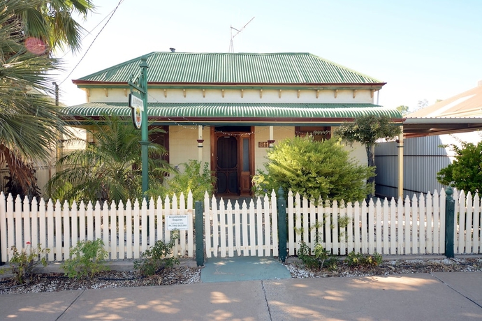 Imagen general del Hotel Emaroo Cottages Broken Hill. Foto 2