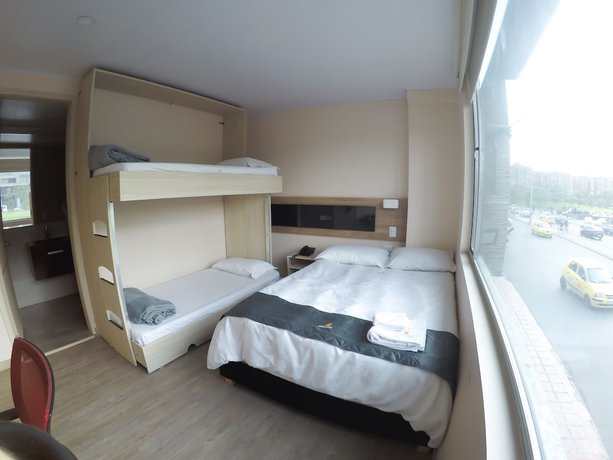Imagen de la habitación del Hotel Embajada. Foto 5