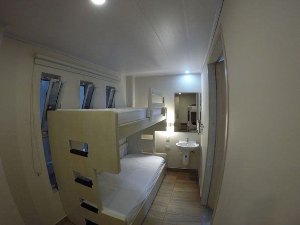 Imagen de la habitación del Hotel Embajada. Foto 14