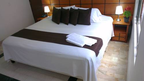 Imagen de la habitación del Hotel Embajada Real. Foto 3