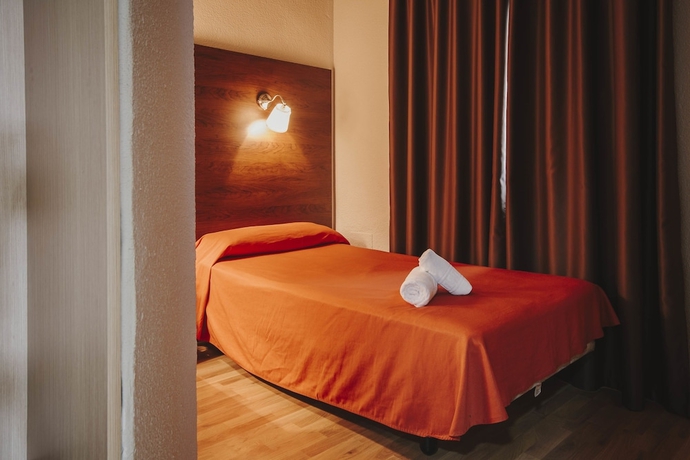 Imagen de la habitación del Hotel Embajador, Almería. Foto 10