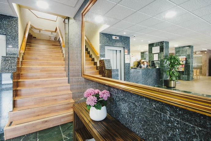 Imagen de los interiores del Hotel Embajador, Almería. Foto 19