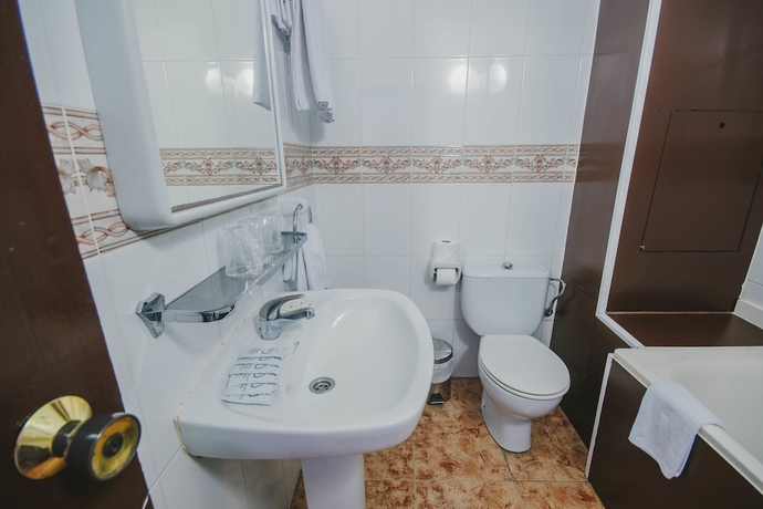 Imagen de la habitación del Hotel Embajador, Almería. Foto 18