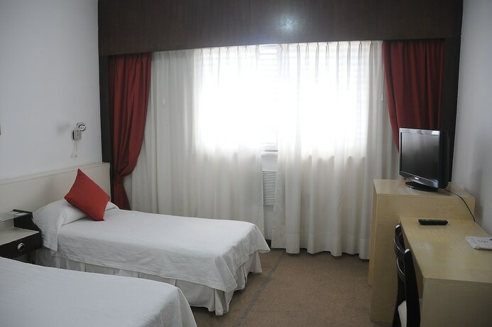 Imagen de la habitación del Hotel Embajador, Gualeguaych&uacute;. Foto 8