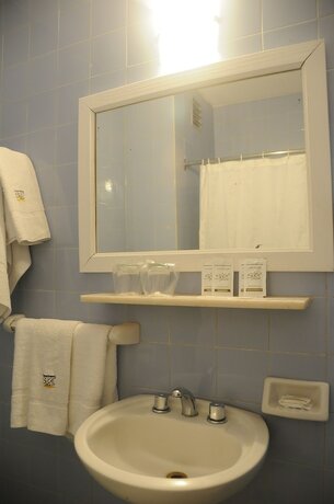 Imagen de la habitación del Hotel Embajador, Gualeguaych&uacute;. Foto 12