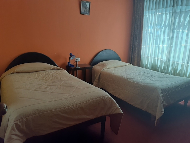 Imagen de la habitación del Hotel Embajador Puno. Foto 4