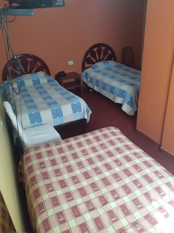Imagen de la habitación del Hotel Embajador Puno. Foto 11