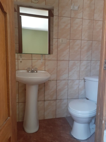 Imagen de la habitación del Hotel Embajador Puno. Foto 18