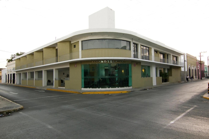 Imagen de los interiores del Hotel Embajadores, M&eacute;rida. Foto 12