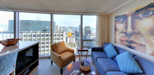 Imagen de la habitación del Hotel Embarc Vancouver. Foto 7