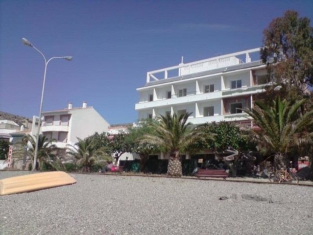 Imagen general del Hotel Embarcadero De Calahonda. Foto 2