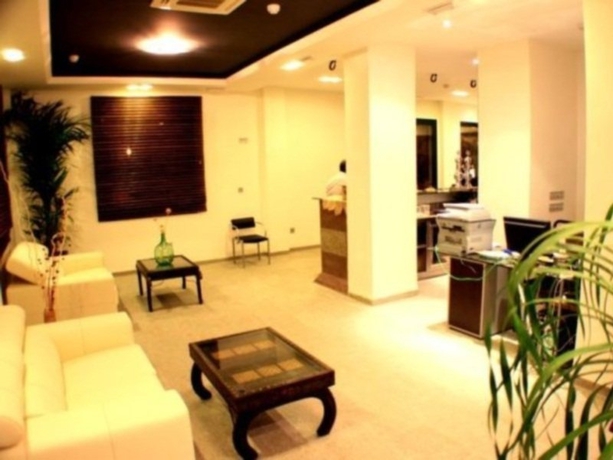 Imagen general del Hotel Embarcadero De Calahonda. Foto 3