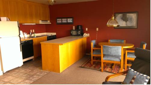 Imagen de la habitación del Hotel Embarcadero Resort. Foto 7