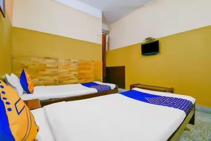 Imagen de la habitación del Hotel Embassy, Dibrugarh. Foto 7