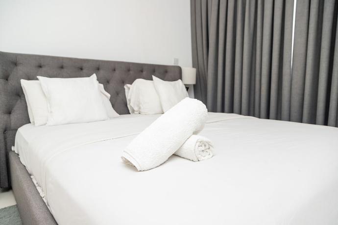 Imagen de la habitación del Hotel Embassy Gardens. Foto 6