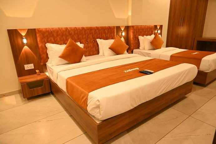 Imagen general del Hotel Embassy Inn, Ujjain. Foto 1