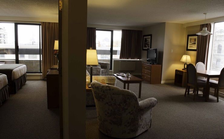 Imagen de la habitación del Hotel Embassy Inn, Victoria. Foto 2
