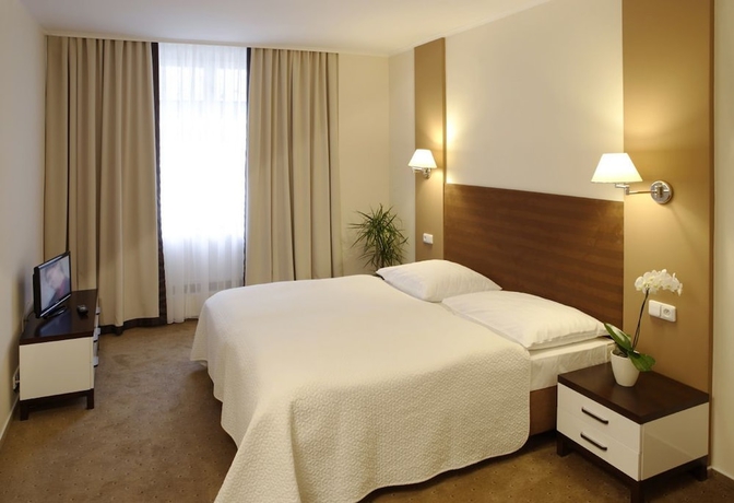 Imagen de la habitación del Hotel Embassy, KARLOVY VARY. Foto 7