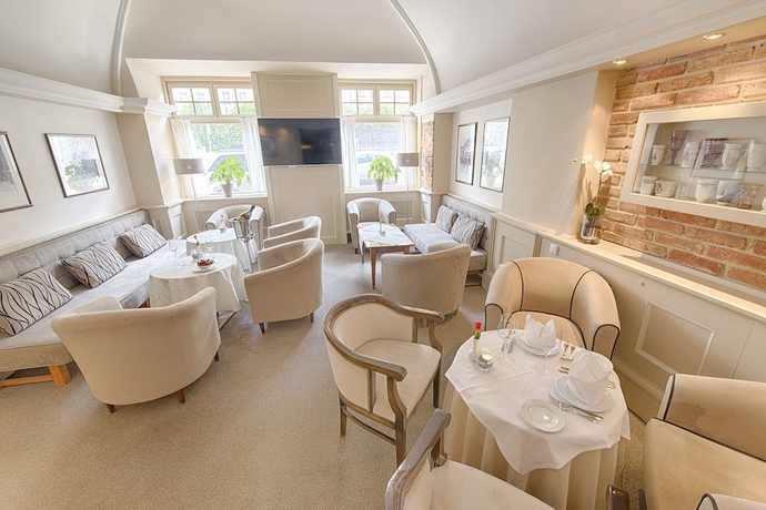 Imagen de los interiores del Hotel Embassy, KARLOVY VARY. Foto 18