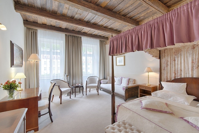 Imagen de la habitación del Hotel Embassy, KARLOVY VARY. Foto 12