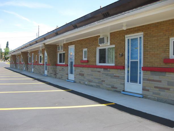 Imagen general del Hotel Embassy Motel, Kitchener. Foto 1