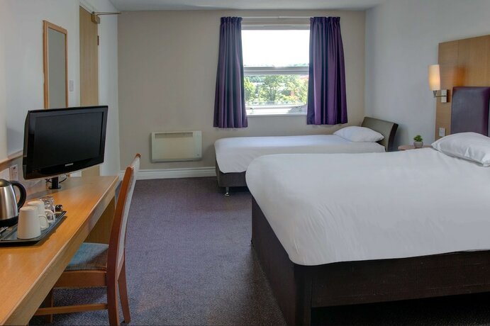 Imagen de la habitación del Hotel Embassy Newcastle, Sure Collection by Best Western. Foto 15