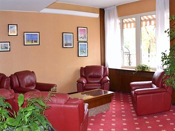 Imagen general del Hotel Embassy Pero. Foto 7