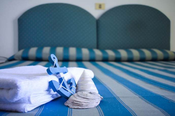 Imagen de la habitación del Hotel Embassy Pesaro. Foto 7