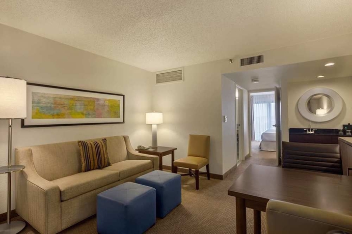 Imagen de los interiores del Hotel Embassy Suites Baton Rouge. Foto 8