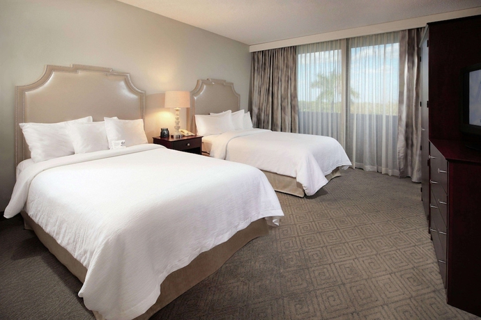 Imagen de la habitación del Hotel Embassy Suites Boca Raton. Foto 5