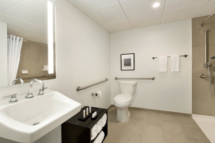 Imagen de la habitación del Hotel Embassy Suites Boca Raton. Foto 6