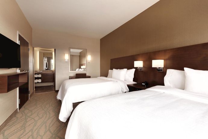 Imagen de los interiores del Hotel Embassy Suites By Hilton Akron Canton Airport. Foto 9