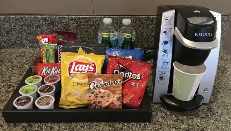 Imagen de la habitación del Hotel Embassy Suites By Hilton Alexandria Old Town. Foto 8