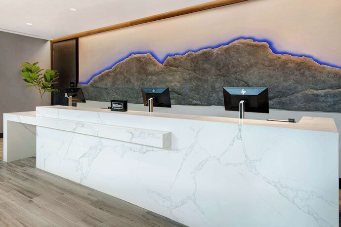 Imagen general del Hotel Embassy Suites By Hilton Alpharetta Halcyon. Foto 4